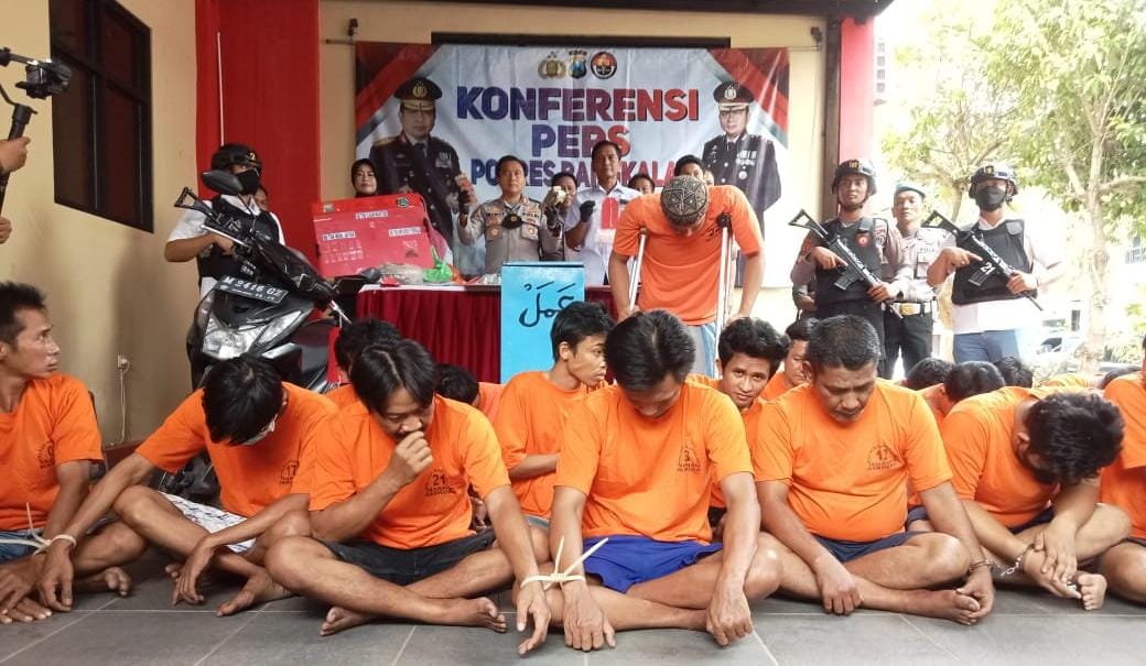 Kapolres Bangkalan Menunjukkan Taringnya dan Pamerkan Penangkapan di Awal Bulan Bulan Pertama