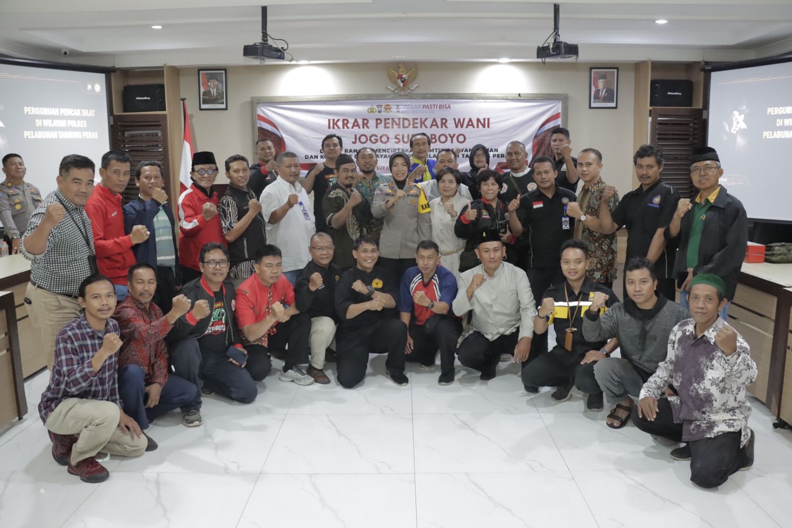 Polres Pelabuhan Tanjung Perak Gelar Silahturahmi dan Ikrar Pendekar Wani Jogo Suroboyo