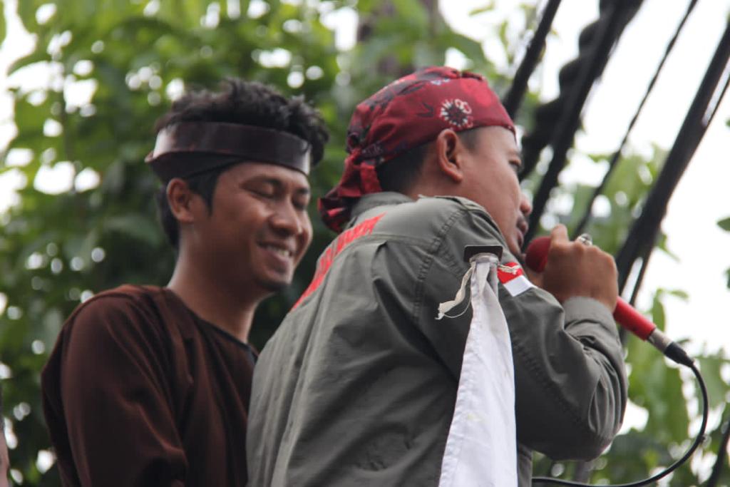 Gaya senyum manis ala jagung rebus