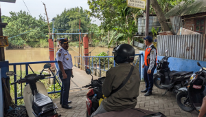 Jasa Penyebrangan sungai Kalimas Di Wilayah Desa Driyorejo Tutup Serentak, Ada apa?