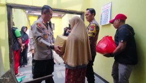 Polresta Malang Kota Salurkan Bantuan Bagi Korban Kebakaran