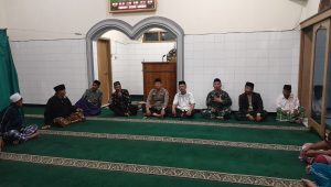 ‌Danramil Trawas Bareng Forkopimcam & MWCNU Safari Ramadhan