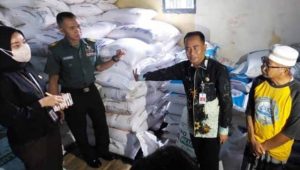 Berantas Mafia Pupuk Bersubsidi, Pemkab Probolinggo Sidak ke Distributor Yang Jual Diatas HET