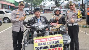 Penyandang Disabilitas Terima Tali Asih di Posyan Polres Pasuruan