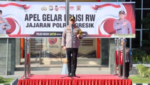 Tingkatkan Pelayanan Prima Msyarakat Polres Gresik Gelar Apel Polisi RW