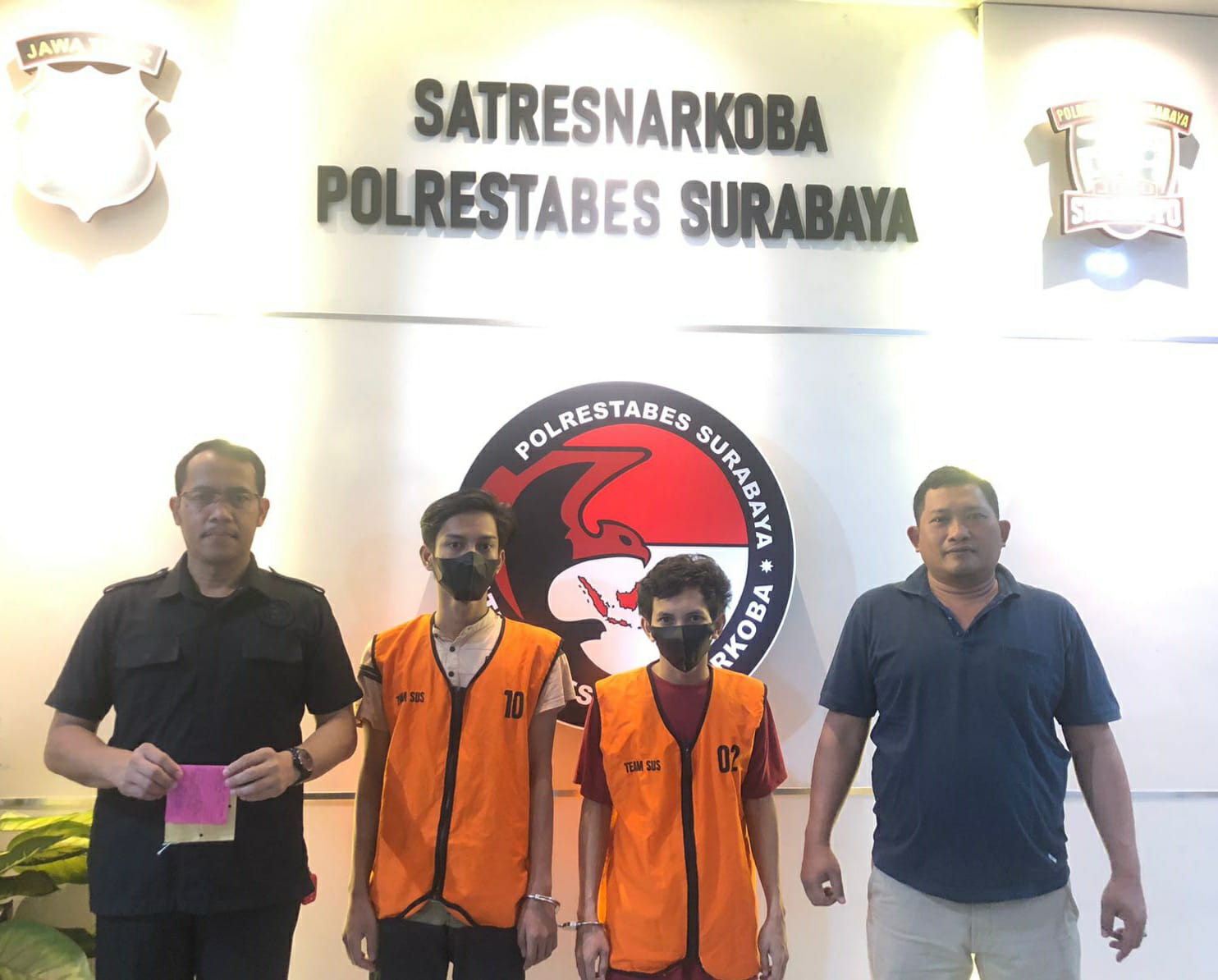 Satresnarkoba Polrestabes Surabaya, Tangkap Peredaran Narkoba, 2 Tersangka Pengedar Diamankan