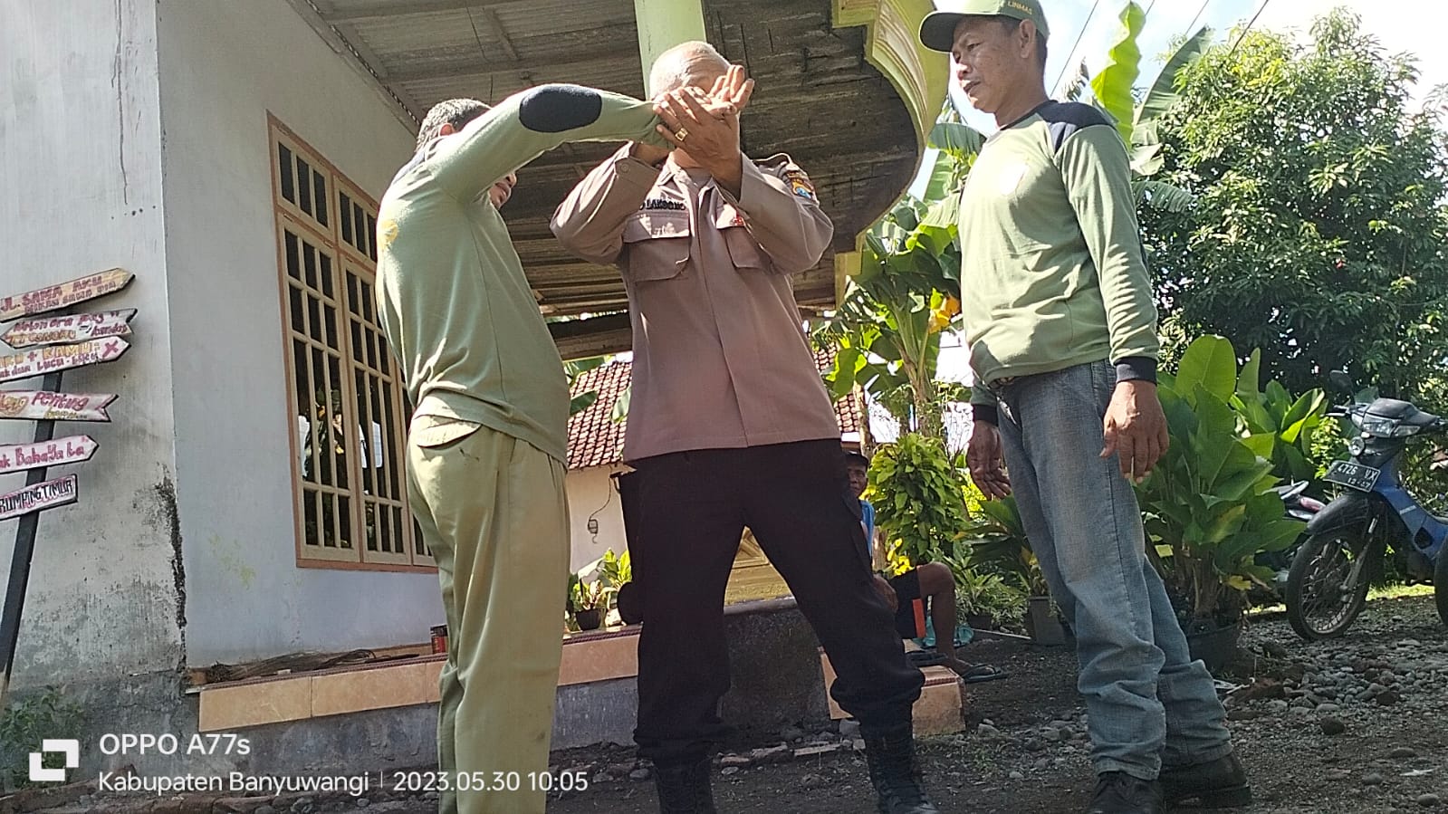 Polresta Banyuwangi Beri Latihan Bela Diri Terhadap Hansip, Guna Menjaga Keamanan Lingkungan Masyarakat