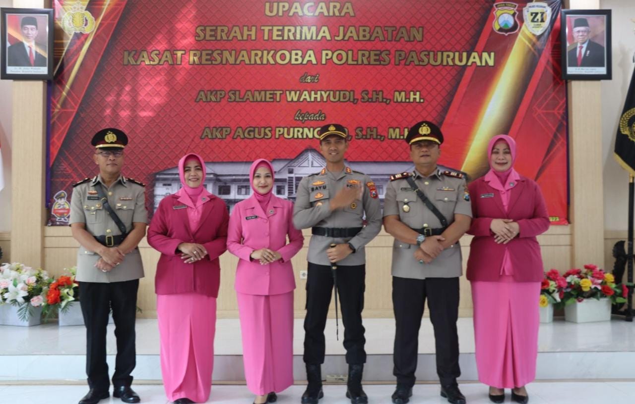Kapolres Pasuruan Pimpin Sertijab Kasat Resnarkoba