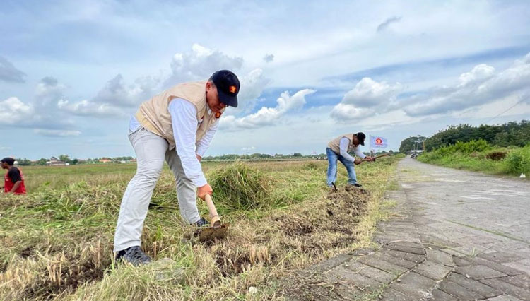 Lahan Pertanian Terancam, Bambang Haryo Turun Tangan, Ini Yang Dilakukan
