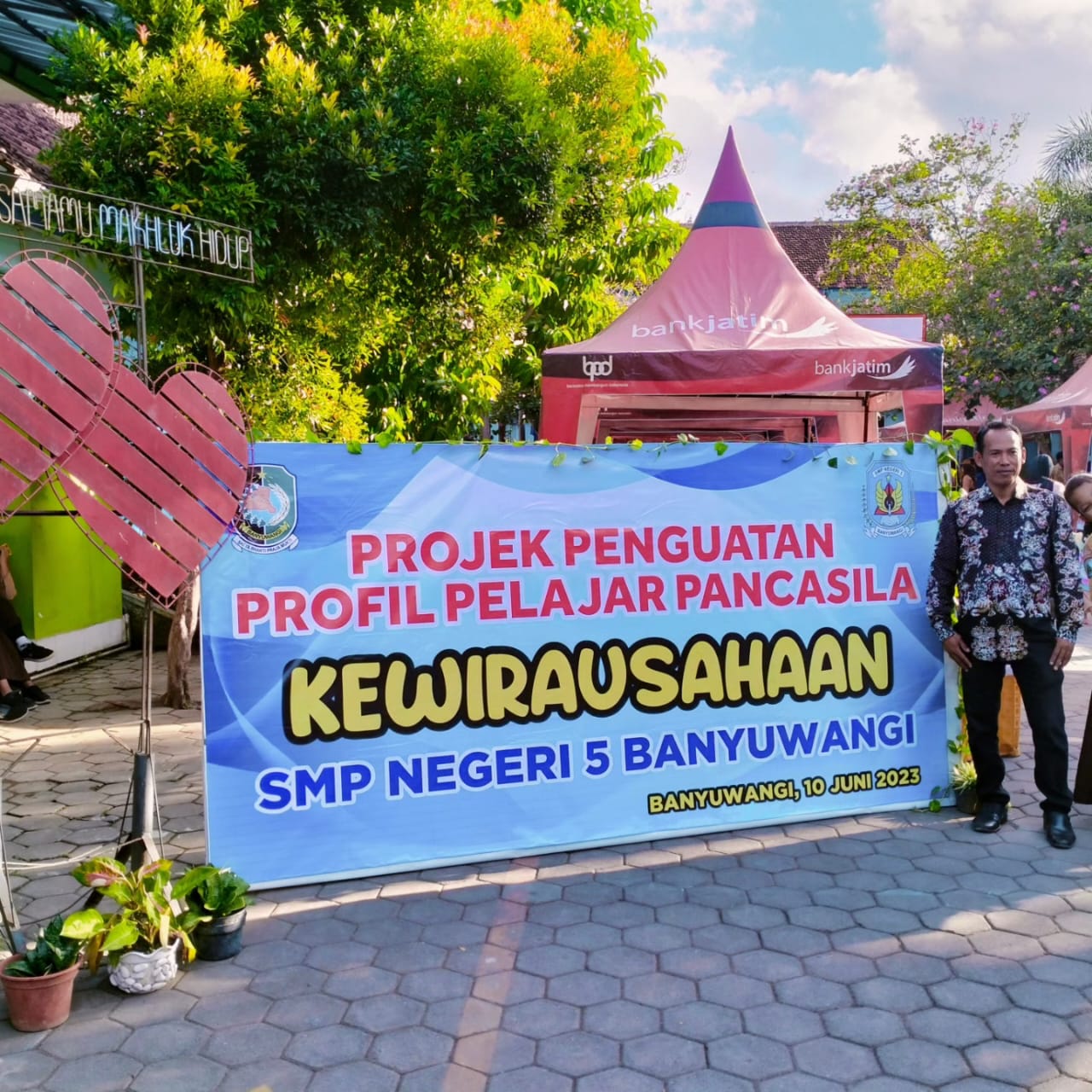 SMP Negeri 5 Banyuwangi, Implementasi Kurikulum Merdeka Melalui Bazar