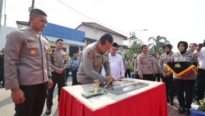Kapolda Jatim Tinjau Pelayanan Publik dan Walk Thru di Polres Pasuruan