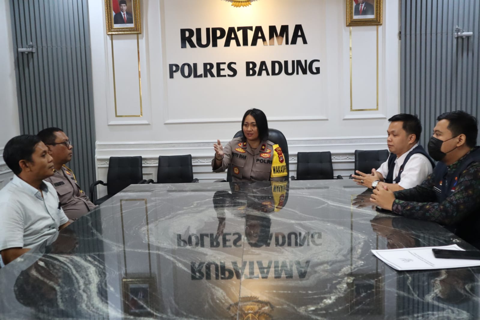 Wakapolres Kompol Putu Diah Kurniawandari Terima Kunjungan Ombudsman RI