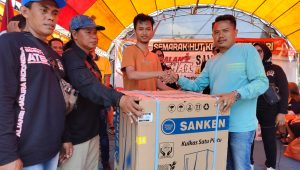 Meriahnya JJS AMI, Berikan Ratusan Doorprize Untuk Warga Surabaya 