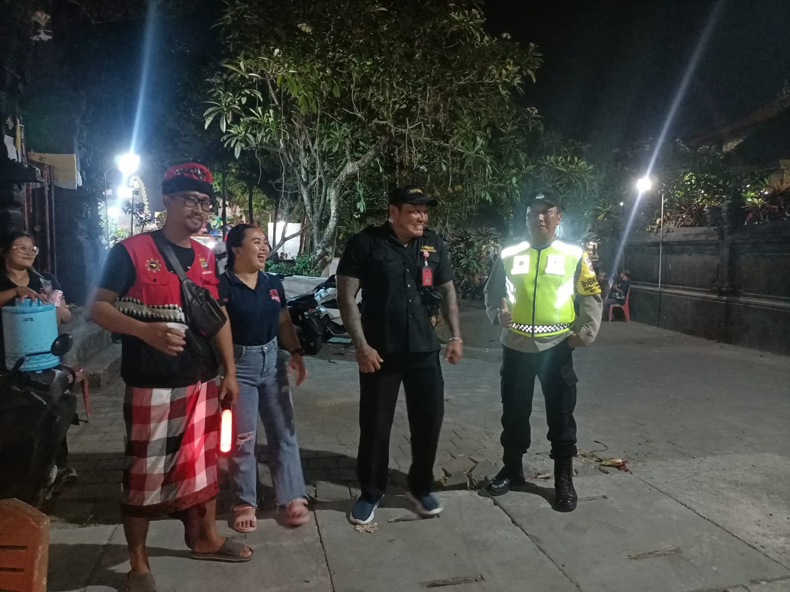 Patroli Biru Polsek Mengwi Atensi Turnamen Bola Voli Porgana Cup III