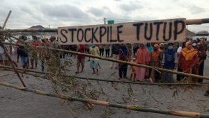 Stockpile Terpadu Lumajang Ditutup Warga, Penyewa Lahan Menjerit Meminta Pertanggung Jawaban Pemerintah