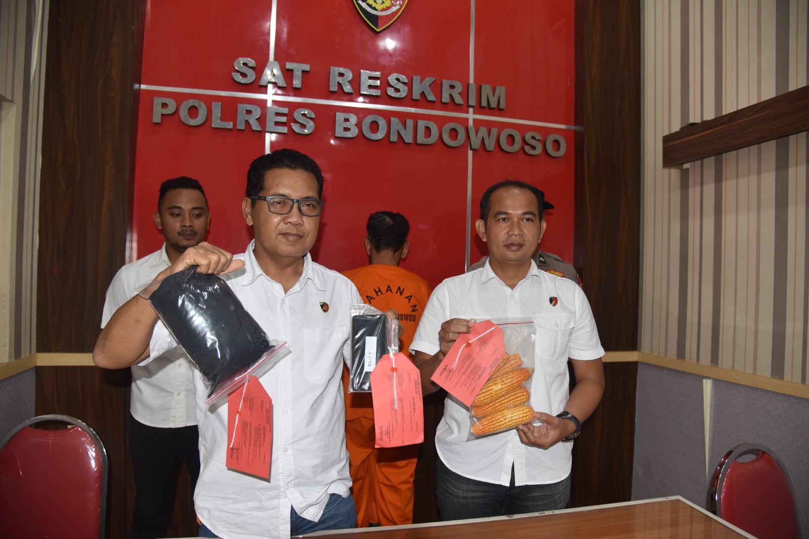 Polres Bondowoso Berhasil mengamankan Dukun Penggandaan Uang