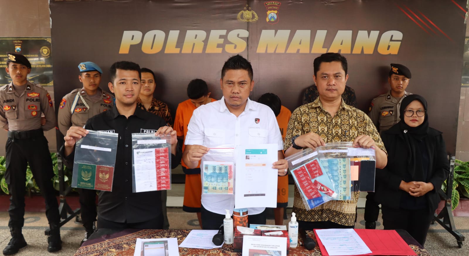 Ungkap TPPO Polres Malang Amankan Dua Suami yang Tega Jual Istri Melalui Aplikasi Online