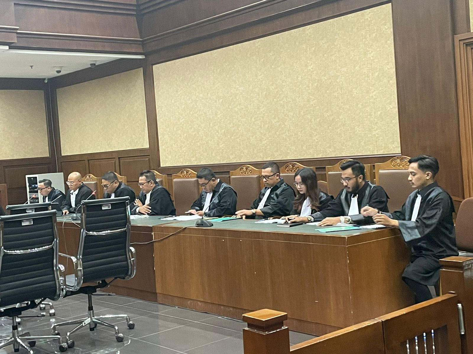 Tim Penasehat Hukum Dadan Tri Yudianto Bantah Soal Penyitaan Kendaraan Mewah