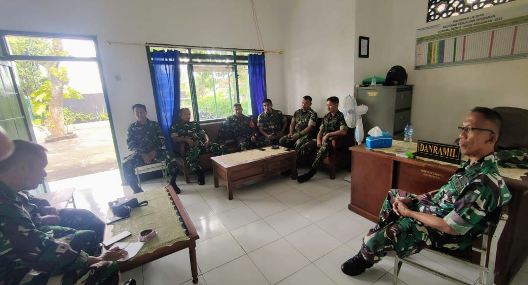 Awal Tahun 2024, Danramil Kuripan Tekankan Beberapa Hal Kepada Babinsanya