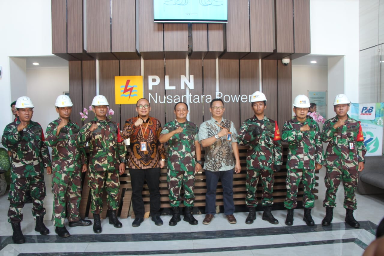 Dandim Probolinggo Letkol Arm Heri Budiasto Lakukan Serah Terima Petugas Pendampingan Kegiatan PLTU Paiton