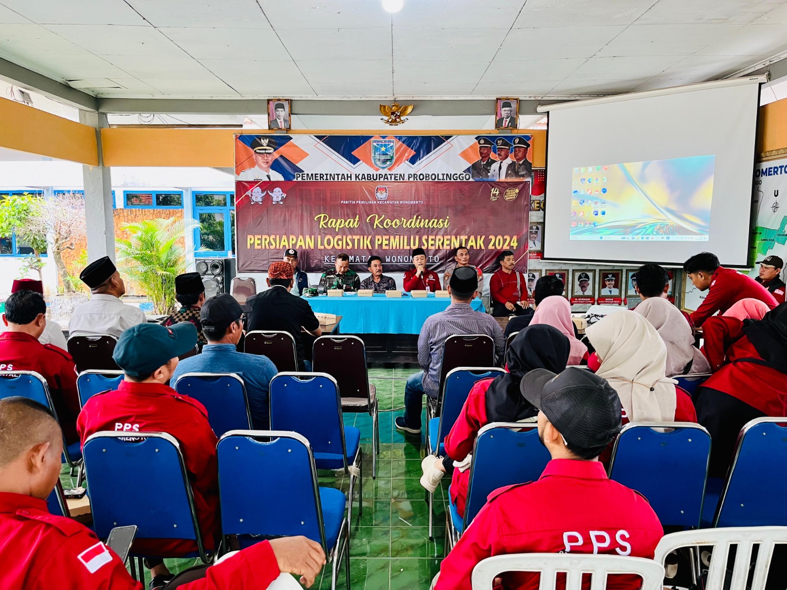 Sukseskan Pemilu 2024, Koramil Wonomerto Kawal Dan Dampingi Rakor Persiapan Logistik