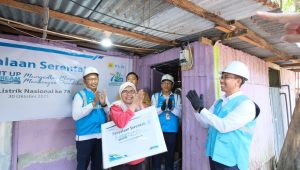 Kilas Balik Program “Light Up the Dream” 2023, Sambung Listrik Gratis Donasi Pegawai PLN Telah Nyalakan Lebih dari 17.000 Rumah