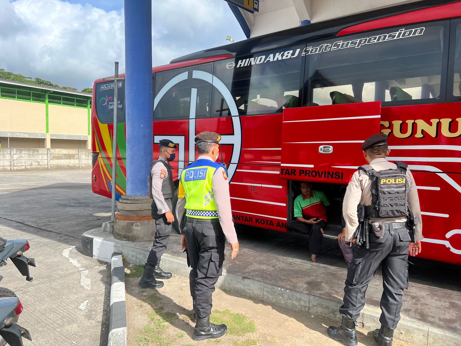 Satgas Preventif Patroli Mobile OMB Agung 2024 Patroli Sambangi Terminal