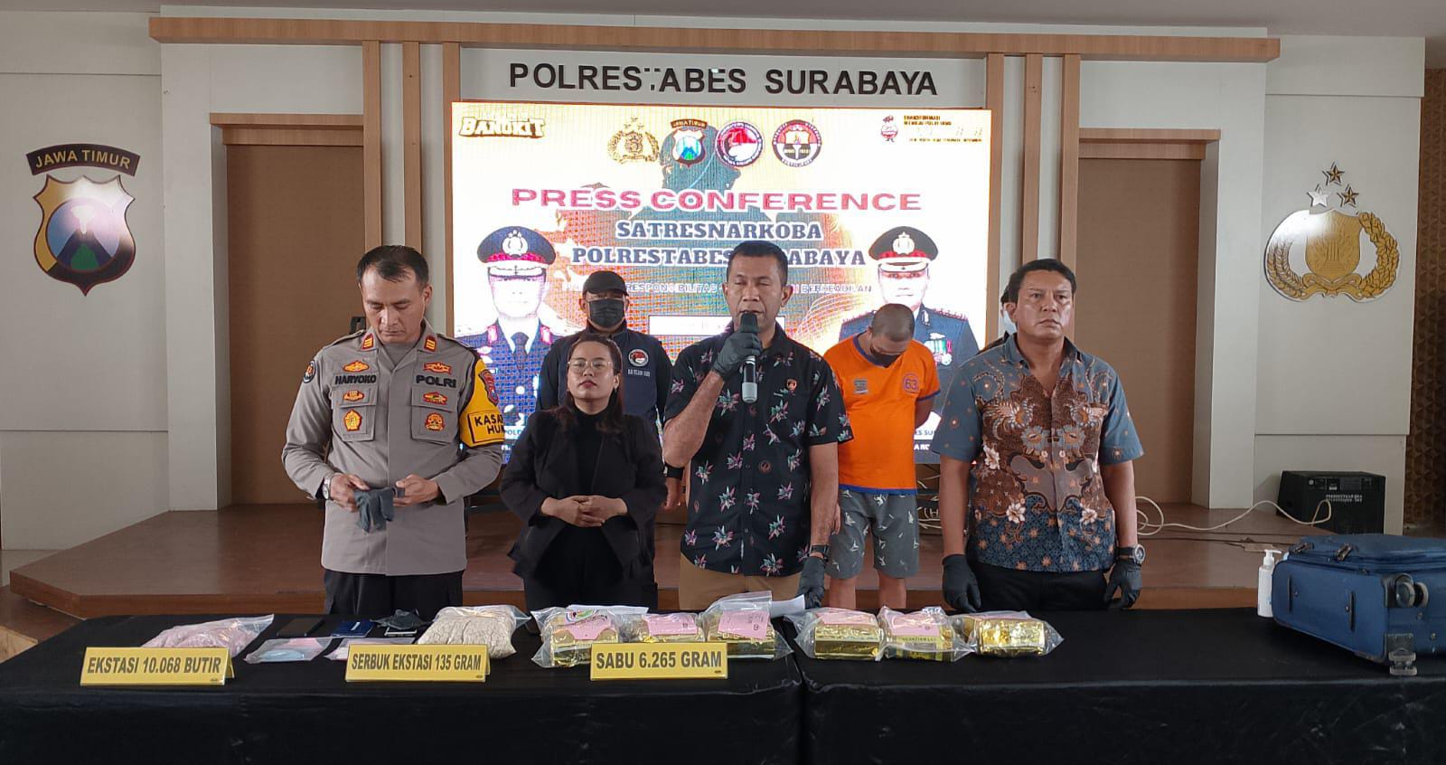 Dua Pengedar Sabu Jawa dan Bali Akhirnya Ditangkap Mapolrestabes Surabaya