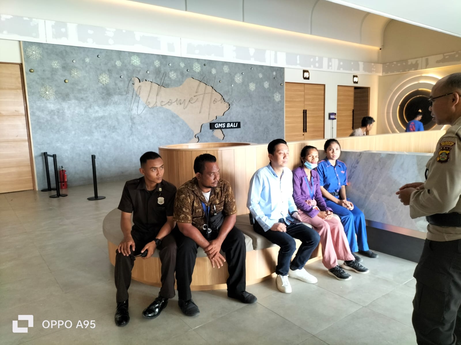 Dengan Mengoptimalkan Program Minggu Kasih Polsek Denbar Jalin Silaturahmi Bersama Jemaat Gereja