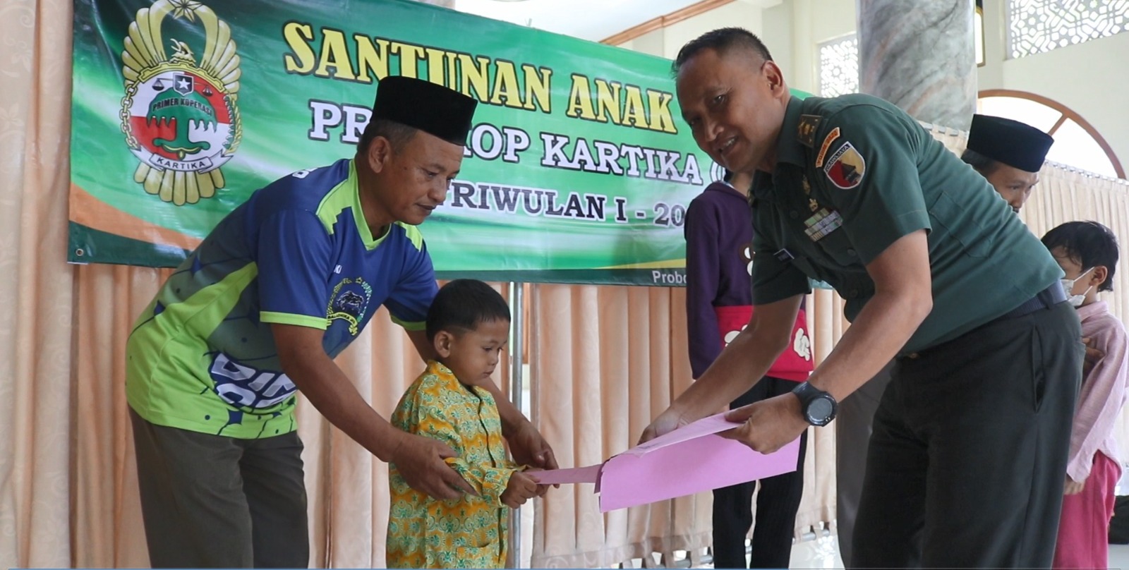 Jumat Berkah, Kodim Probolinggo gelar doa Bersama dan santunan