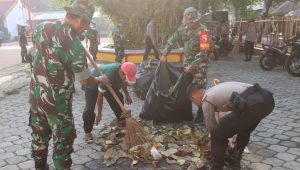 Bulan Bakti TNI Polri Gelar Bakti Kesehatan, Bakti Sosial, dan Bersih–Bersih Rumah Ibadah Di Kota Pasuruan