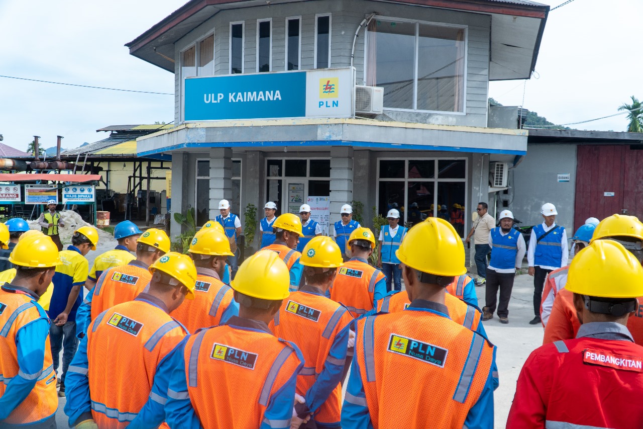 Dirut PLN Pimpin Langsung Pengamanan Pasokan Listrik dari Posko Nasional Siaga Pemilu PLN