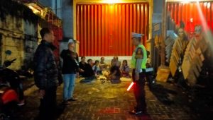 Antisipasi Tawuran Antar Pemuda Bluelight Patrol Polsek Denbar Sasar Tempat Nongkrong