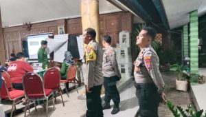 Keamanan Rapat Pleno PPK Kecamatan Grati Dipimpin langsung oleh Kapolsek Grati