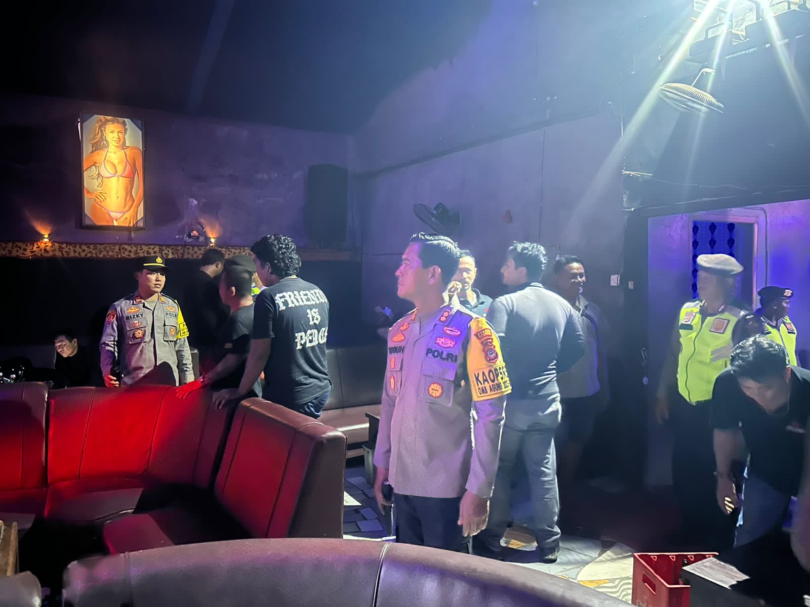 Antisipasi Aksi Premanisme, Kapolres AKBP Teguh Priyo Wasono Turun Langsung Pimpin Blue Light Patrol