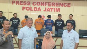 Sempat Viral Jambret Kalung Nenek, Kini Malah Diborgol Jatanras Polda Jatim