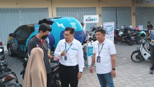 Ngabuburit Dan Bagi Takjil Bareng Iconnet PLN Icon Plus dan PLN ULP Jember