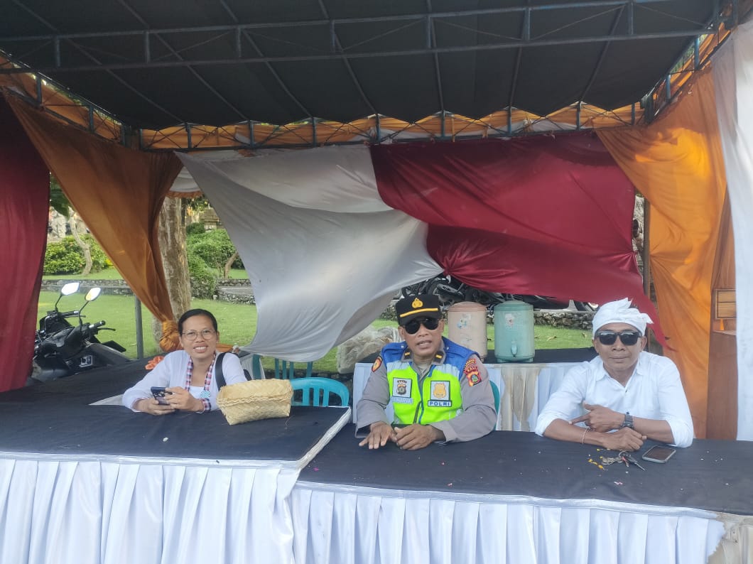 Pengamanan Pujawali di Pura Luhur Uluwatu Berjalan Aman dan Kondusif