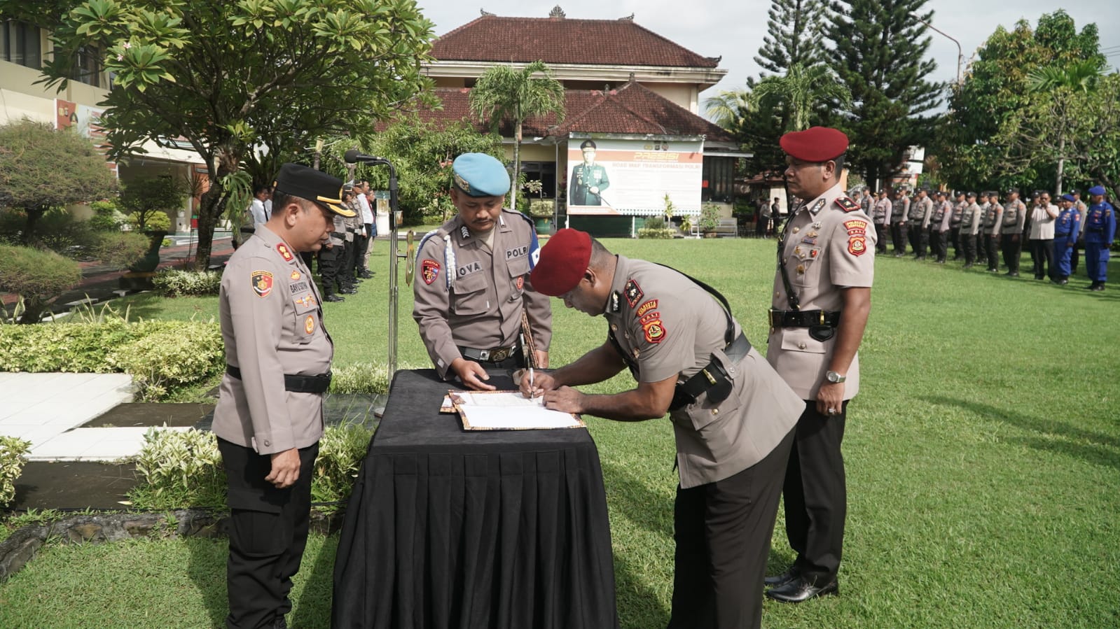 Polresta Denpasar Gelar Sertijab Kasat Reskrim Dan Kasat Binmas