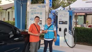 GM PLN Jabar Lakukan Inspeksi, Pastikan SPKLU Siap Layani Pemudik