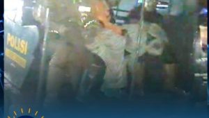 Berjibaku, TNI-Polri Bersama Warga Evakuasi Korban Tertimbun Tanah Longsor di Pronojiwo