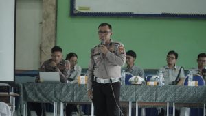 Satlantas Polres Gresik Gelar Ruwatan Lantas di Sekolah Demi Cegah Kecelakaan