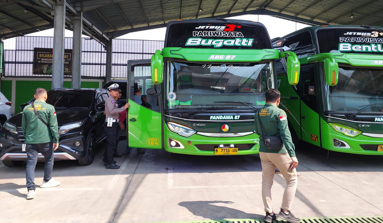 Wujudkan Kamseltibcarlantas Polres Pasuruan Kota Lakukan Rampcheck Kendaraan Bus Umum