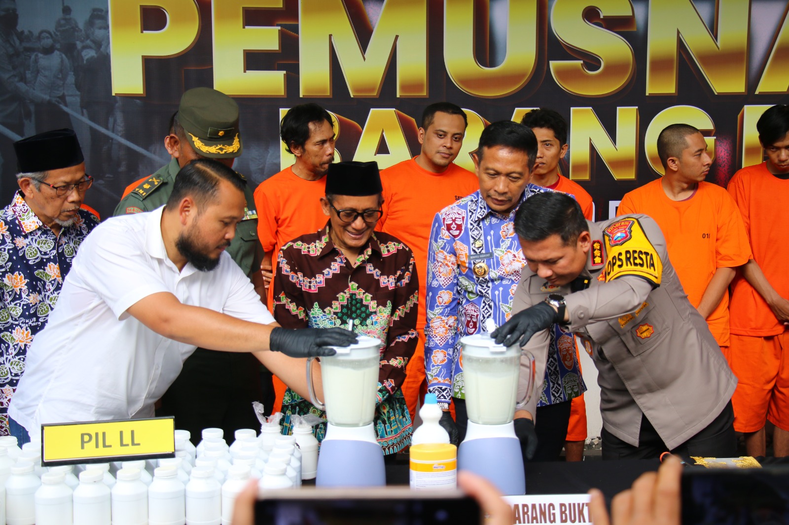 Polresta Malang Kota, Gelar Pemusnahan Barang Bukti dan Pil Koplo Jenis Doble LL