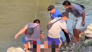 Pemancing Kaget Temukan Mayat Tersangkut Jaring Pancingnya di Sungai Desa Penambangan