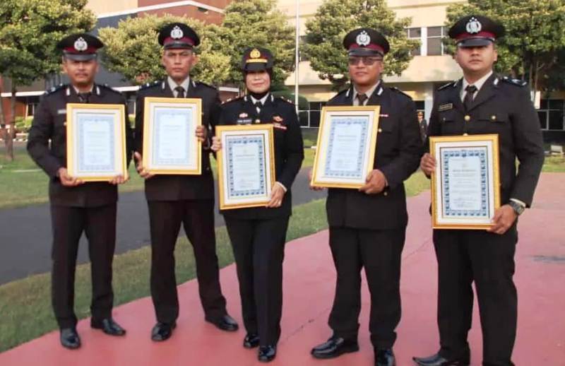 Bertepatan Hari Pancasila, Penghargaan SPIT Polda Jatim Diraih Oleh Seksi Humas Polres Bangkalan