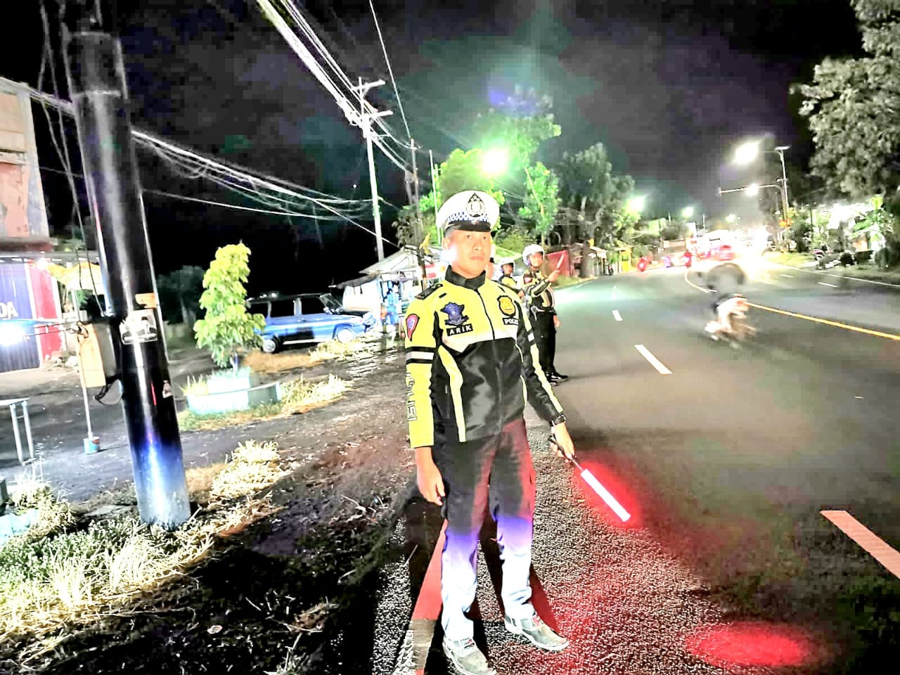 Cegah Lakalantas, Satlantas Polres Lumajang Patroli Blue Light