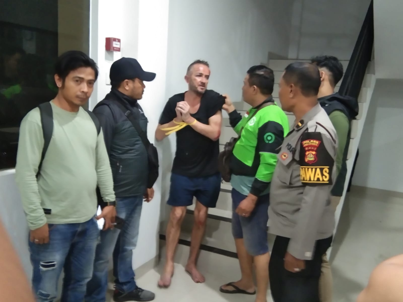 WNA Inggris Perampas Mobil Truck Diamankan