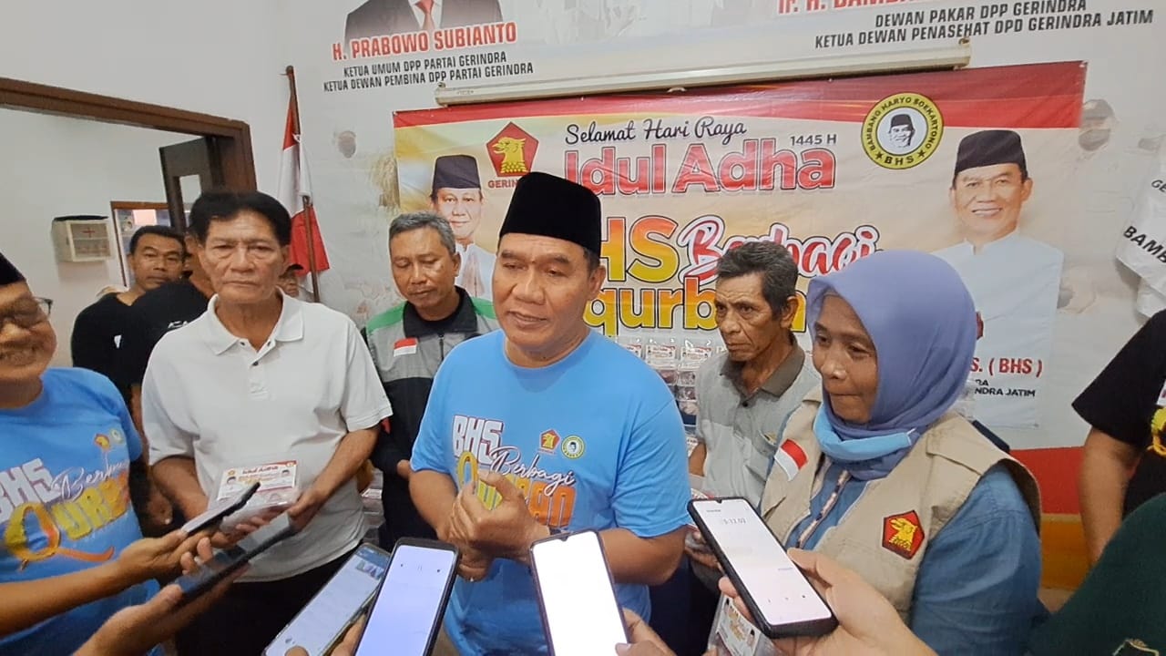 Rayakan Idul Adha 1445 Hijriah, Bambang Haryo Bagikan Ribuan Paket Kurban di Sidoarjo