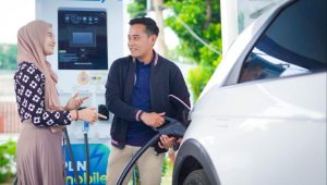 PLN Terus Genjot Penambahan Charging Station Kendaraan Listrik di Berbagai Daerah